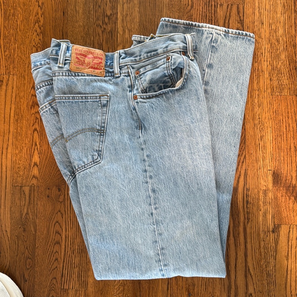 Levi’s 501 Button Down 40x32 Lighter Blue Wash